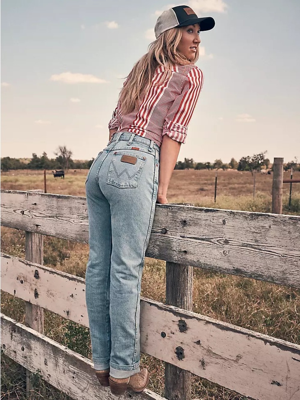 WOMEN'S WRANGLER® COWBOY CUT® SLIM FIT JEAN